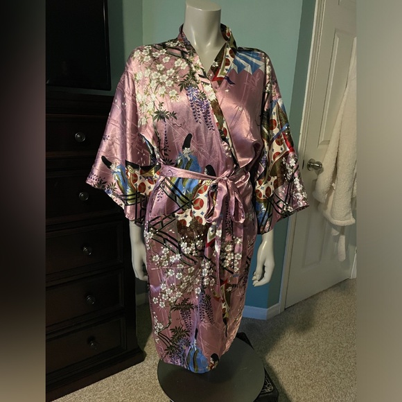 Made in Japan Women’s 3/4 sleeve Kimono 100% polyester - Picture 6 of 9